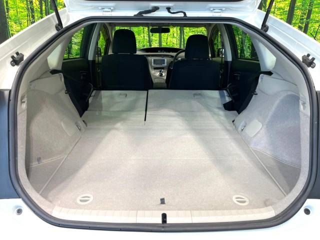 Toyota PRIUS 2013-03 18051-8