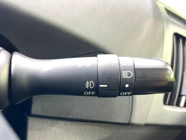 Toyota PRIUS 2013-03 18051-4
