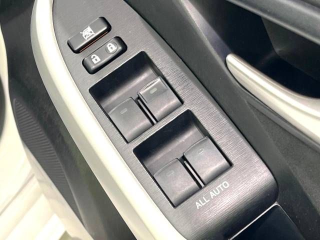 Toyota PRIUS 2013-03 18051-18