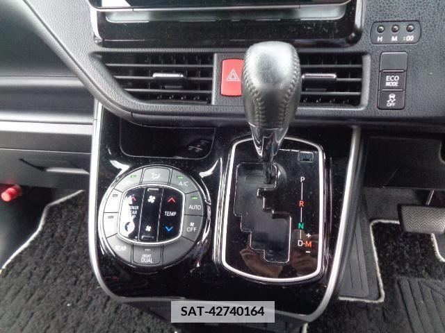 Toyota VOXY 2020-12 352363-9
