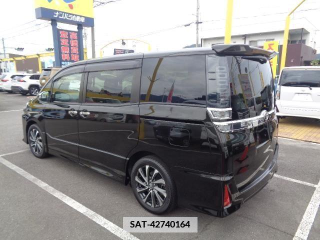 Toyota VOXY 2020-12 352363-6