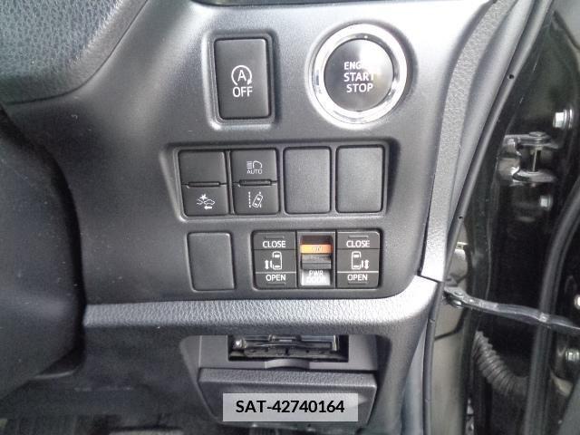 Toyota VOXY 2020-12 352363-12