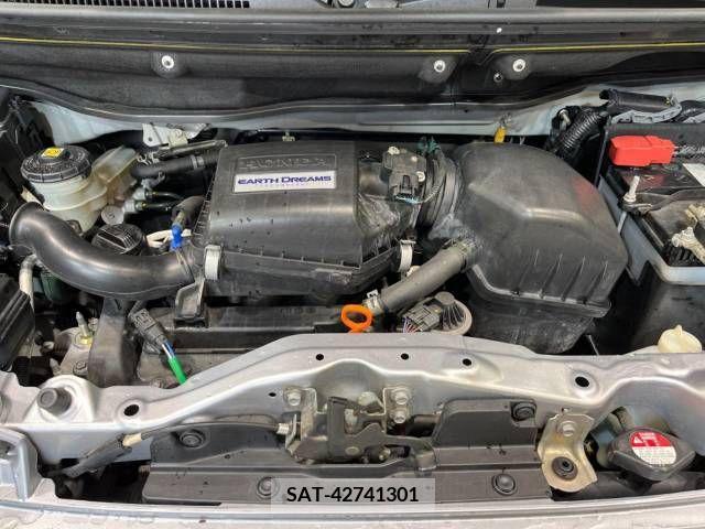 Honda N BOX 2017-01 306683-18