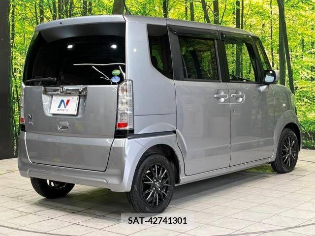 Honda N BOX 2017-01 306683-17