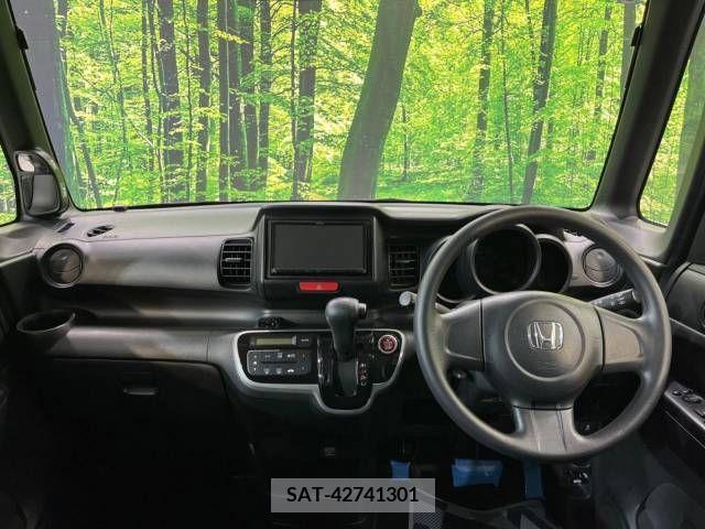 Honda N BOX 2017-01 306683-1
