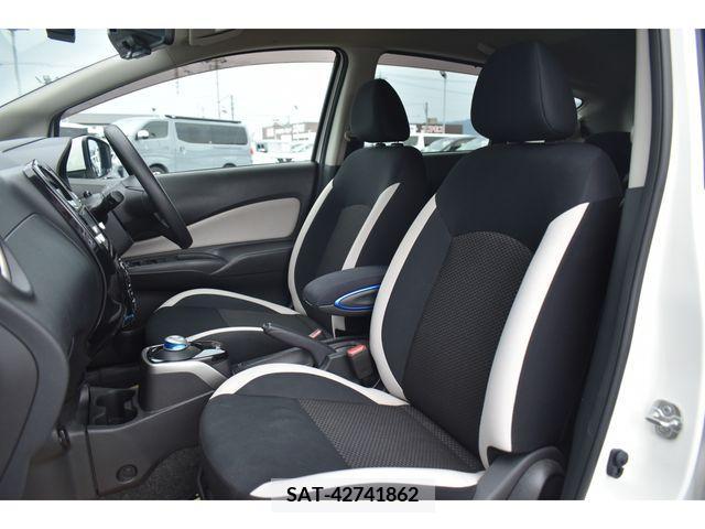 Nissan NOTE 2019-05 305432-15