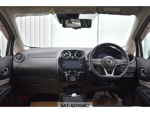 Nissan NOTE 2019-05 305432-2
