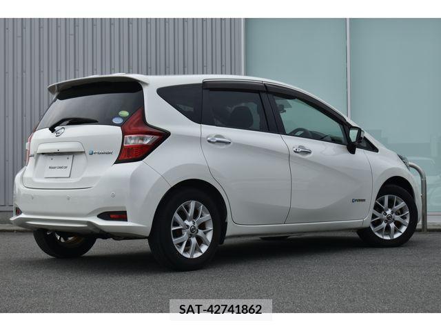Nissan NOTE 2019-05 305432-1