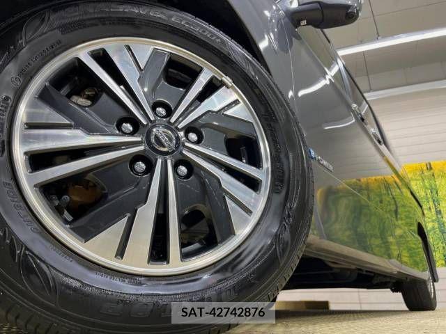 Nissan SERENA 2021-03 375609-14