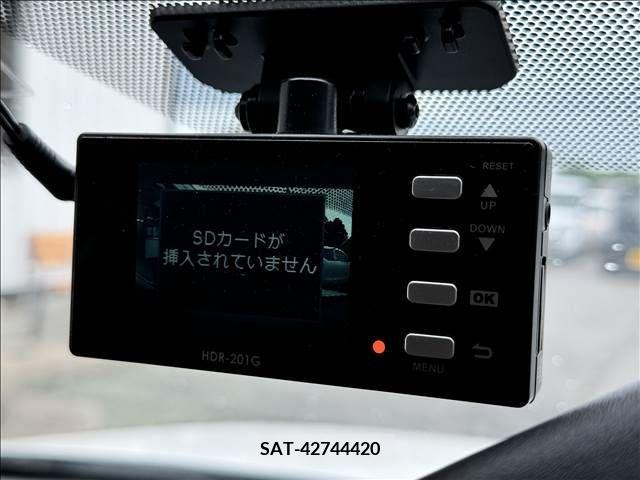 Toyota MARK X 2014-09 325580-15