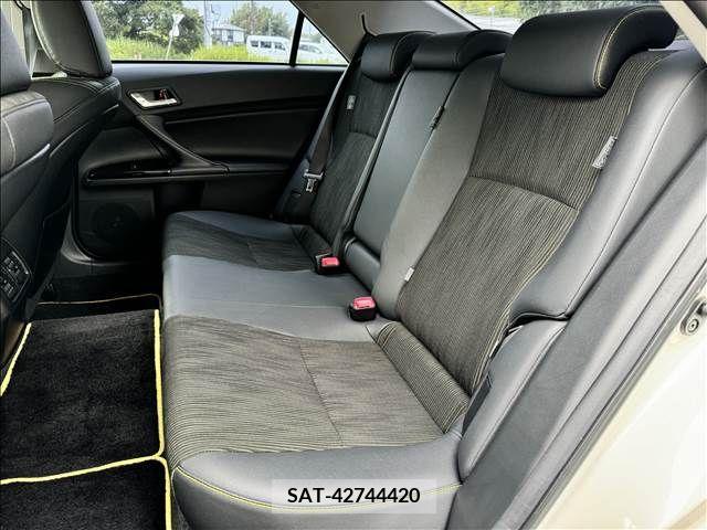 Toyota MARK X 2014-09 325580-9