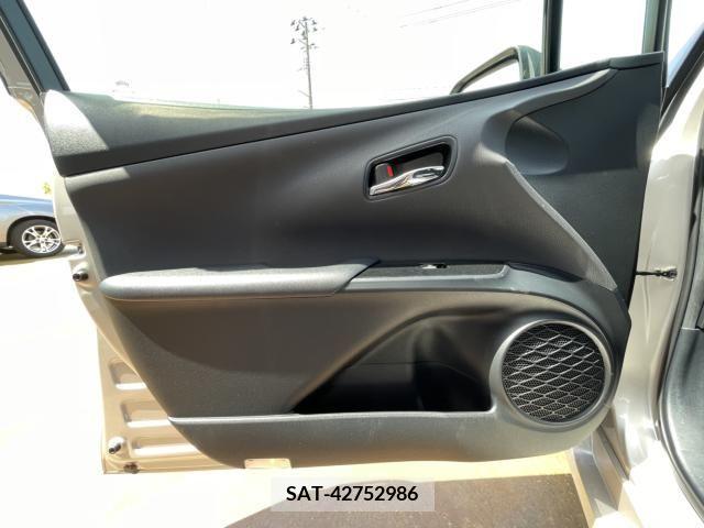 Toyota PRIUS 2016-03 253283-8