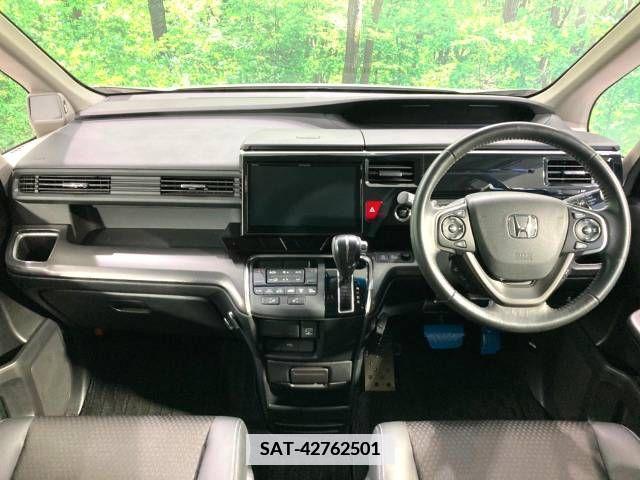 Honda e 2018-05 342712-1