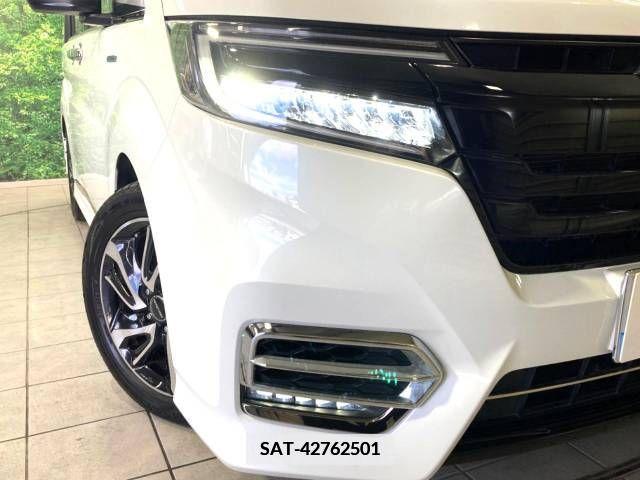 Honda e 2018-05 342712-13