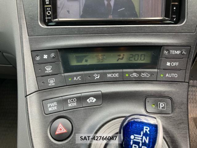 Toyota PRIUS 2010-02 393468-20