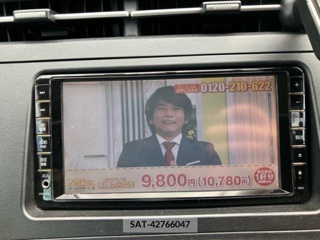 Toyota PRIUS 2010-02 393468-21