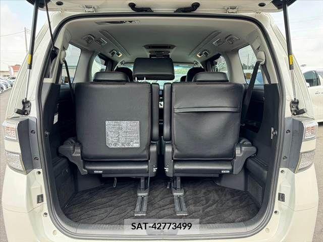 Toyota VELLFIRE 2014-08 369706-18