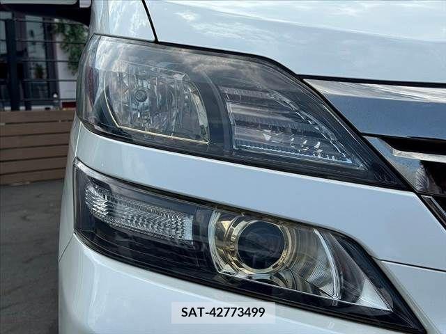 Toyota VELLFIRE 2014-08 369706-29