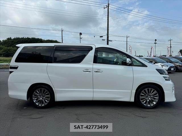 Toyota VELLFIRE 2014-08 369706-11