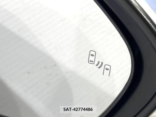 Toyota PRIUS 2016-07 282209-7