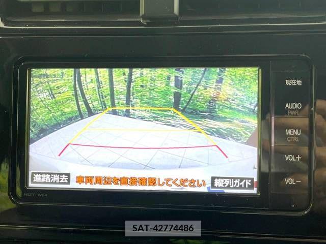 Toyota PRIUS 2016-07 282209-3