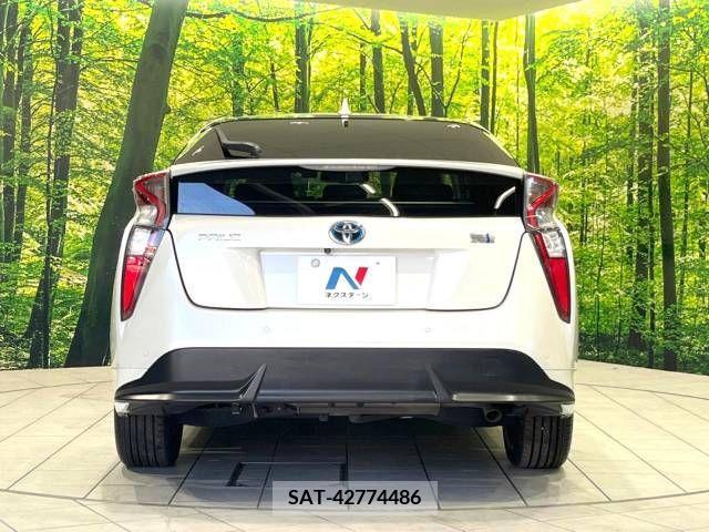 Toyota PRIUS 2016-07 282209-15