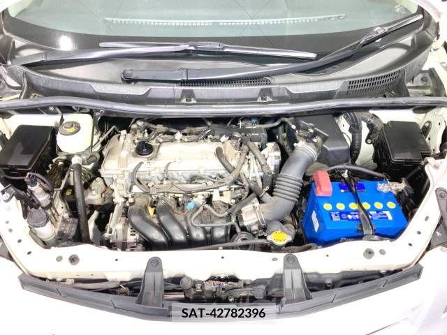 Toyota NOAH 2013-02 229006-18