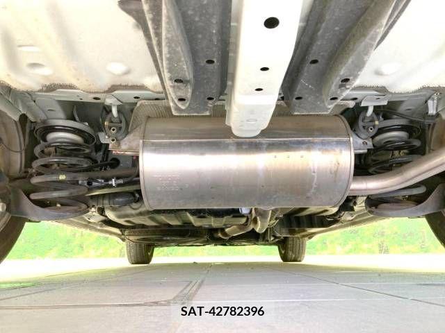 Toyota NOAH 2013-02 229006-19