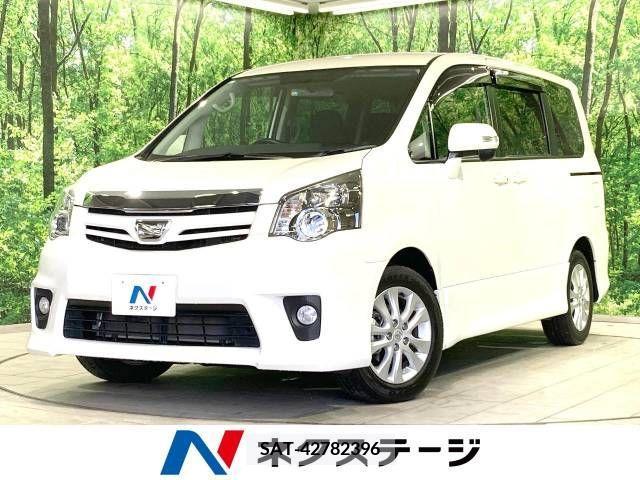 Toyota NOAH 2013-02 229006-0