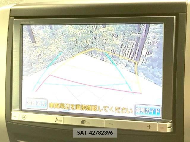 Toyota NOAH 2013-02 229006-4