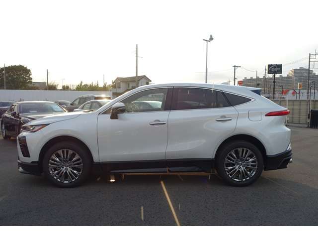 Toyota HARRIER HYBRID 2023-07 23858-3
