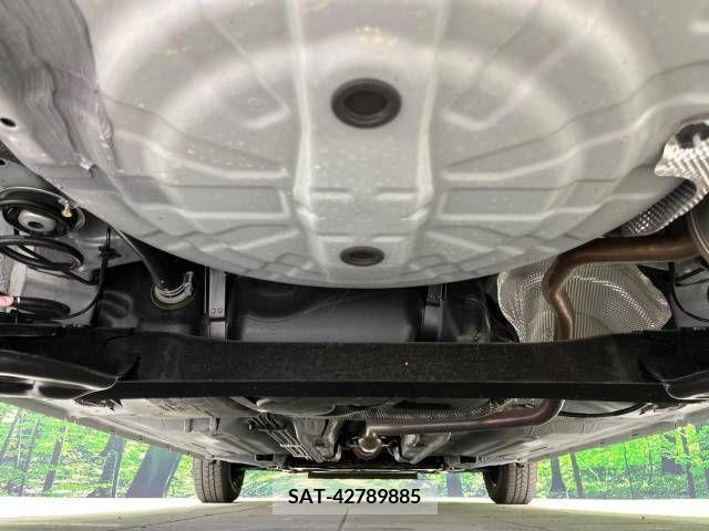 Nissan MARCH 2022-03 381513-19