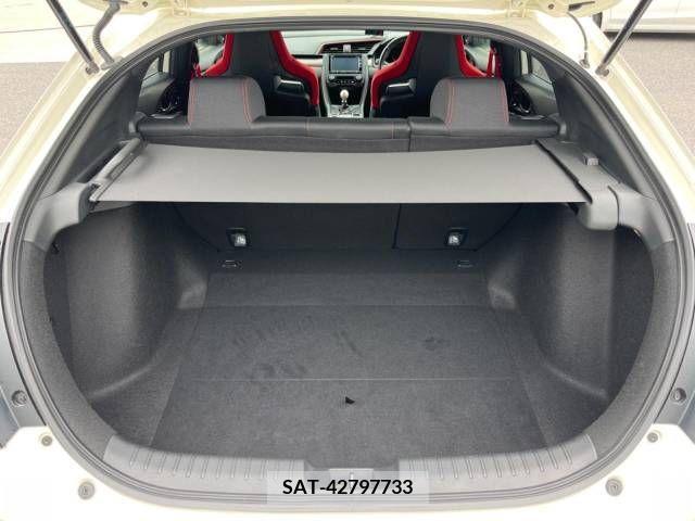 Honda CIVIC 2018-07 264395-10