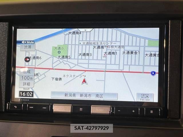 Suzuki SOLIO 2020-08 368393-4