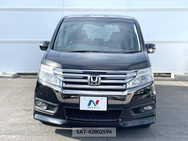 Honda STEP WGN 2013-02 324637-14