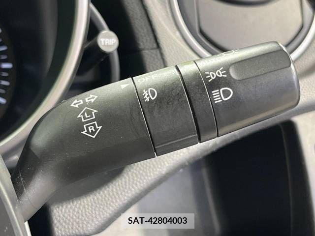 Mazda PREMACY 2013-06 301487-7