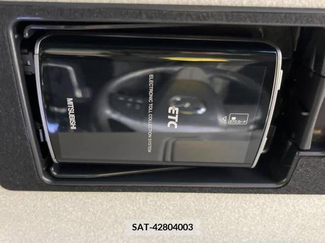 Mazda PREMACY 2013-06 301487-6