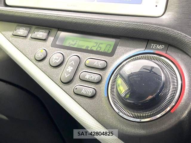 Toyota AQUA 2012-08 314111-5