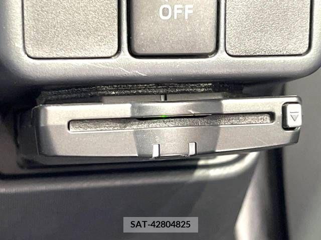 Toyota AQUA 2012-08 314111-4
