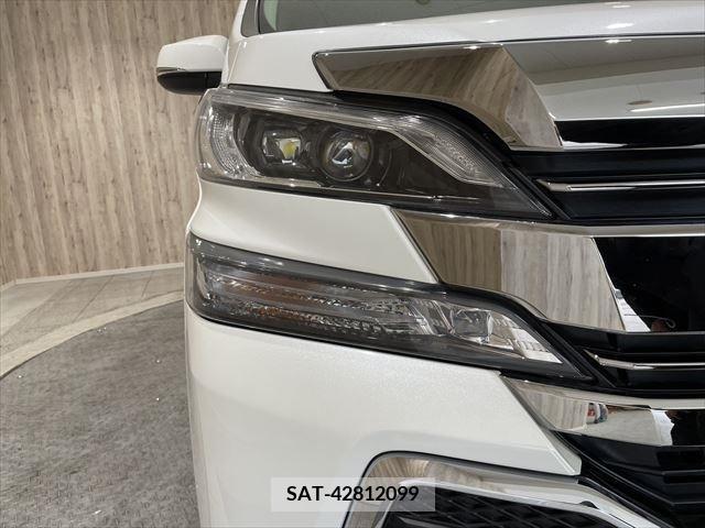 Toyota VELLFIRE 2017-03 223031-9
