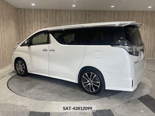 Toyota VELLFIRE 2017-03 223031-6