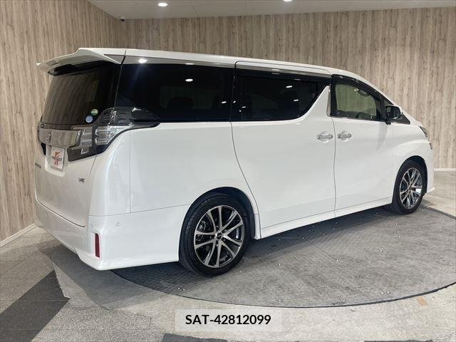 Toyota VELLFIRE 2017-03 223031-4