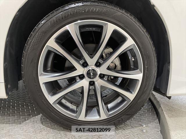 Toyota VELLFIRE 2017-03 223031-14