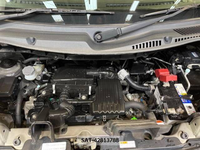 Suzuki SPACIA 2018-02 285749-18