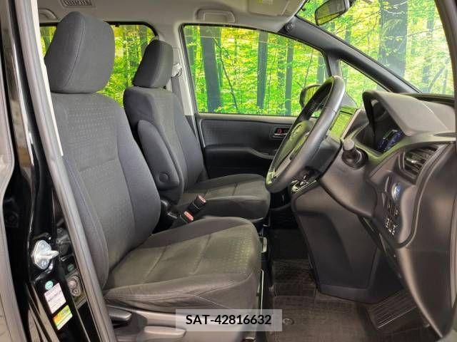 Toyota VOXY HYBRID 2014-05 395054-8