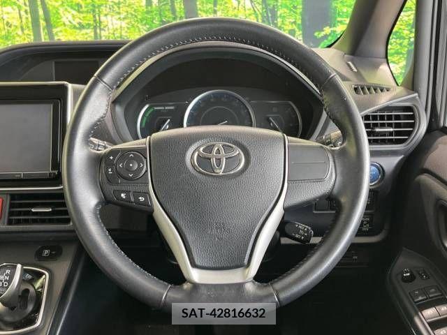 Toyota VOXY HYBRID 2014-05 395054-12