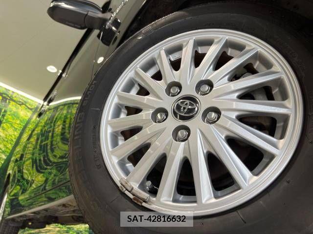 Toyota VOXY HYBRID 2014-05 395054-14