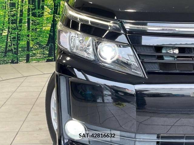 Toyota VOXY HYBRID 2014-05 395054-13