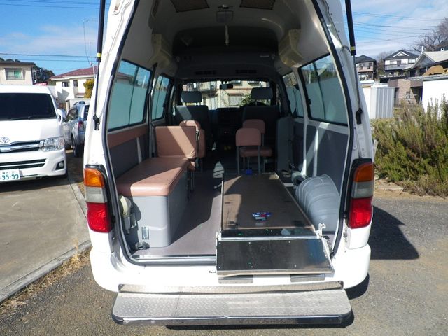 Toyota GRANVIA 2002-12 1768-6