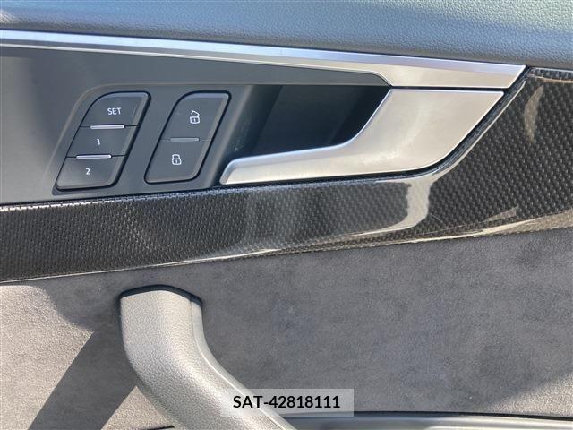 Audi S4 2018-01 389472-10
